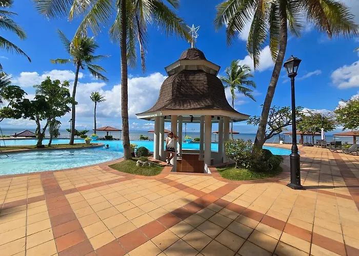 Ferienhaus Beautiful Four Bedroom Talisay (Cebu)
