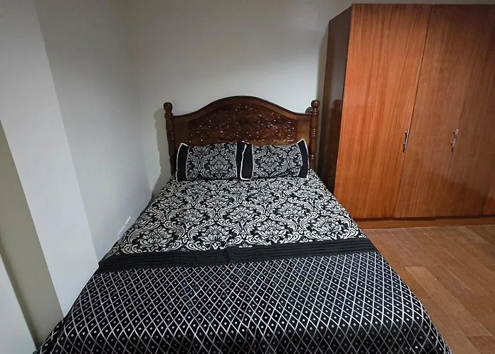 Beautiful Four Bedroom Ferienhaus